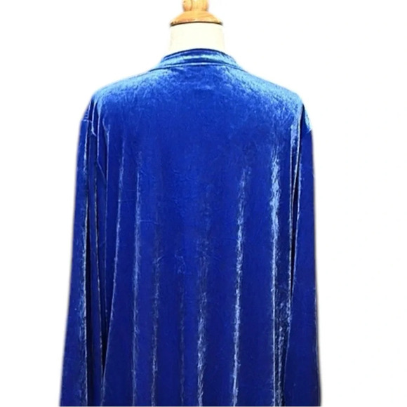 The Vermont Country Store Blue Velour Robe Long Length Crushed Velvet, Small - Picture 9 of 14
